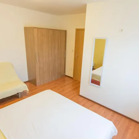 Apartment Branka Biograd Na Moru